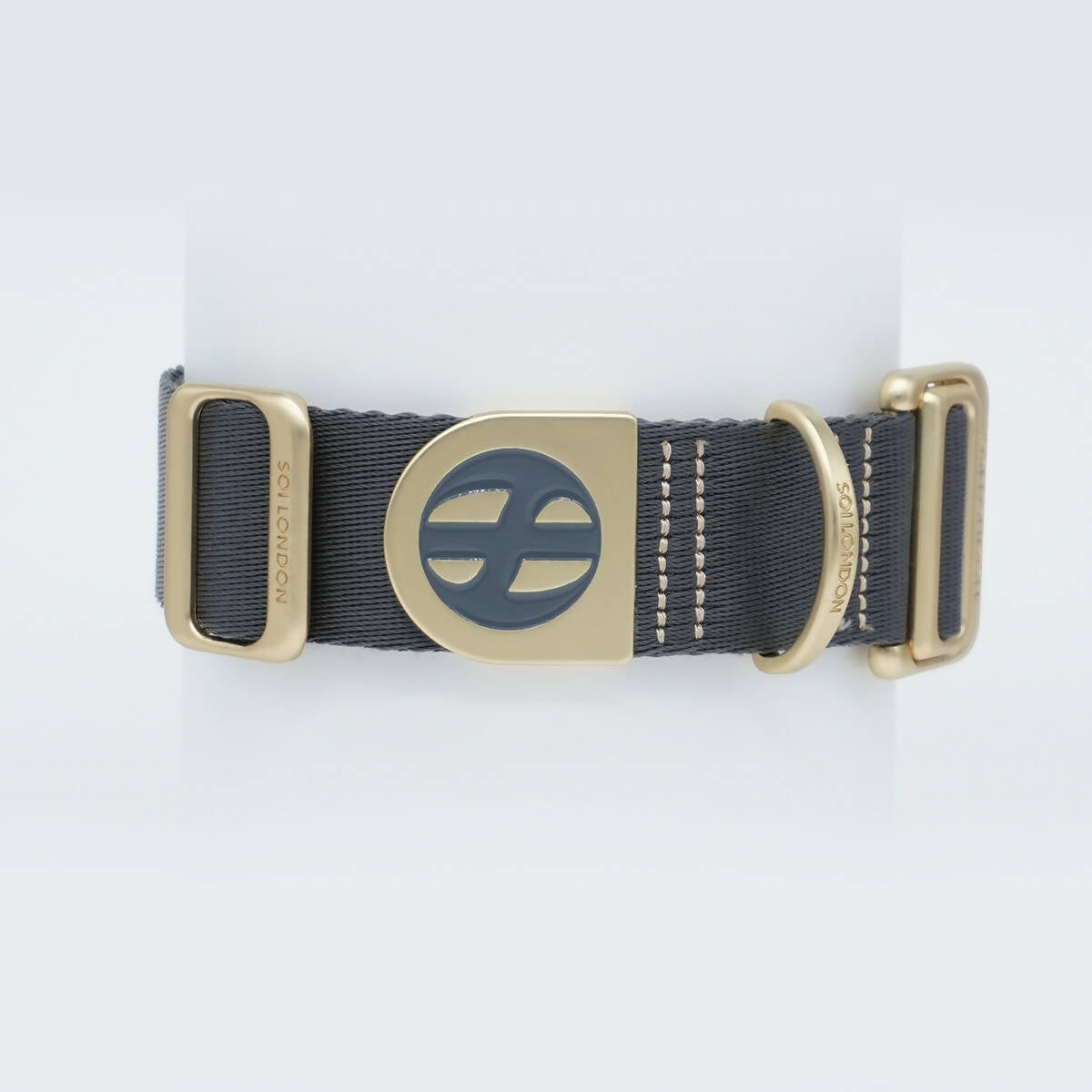 Vibrant collection of dog collars available in our online pet shop. Premium designer dog collar, now in stock at our online store. Luxury collar.
