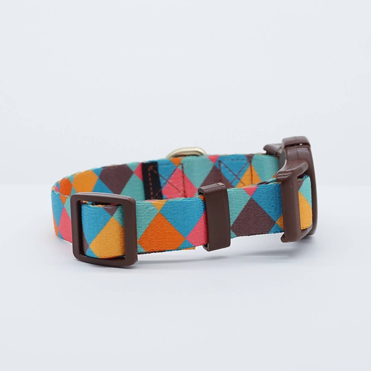 Vibrant collection of dog collars available in our online pet shop. Premium designer dog collar, now in stock at our online store.
