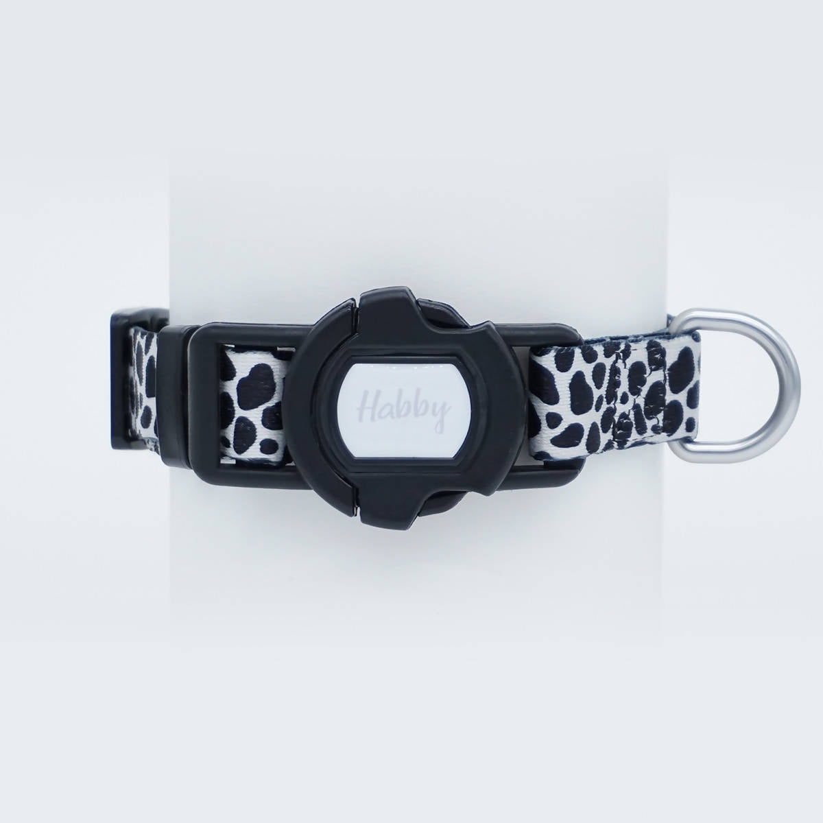 Vibrant collection of dog collars available in our online pet shop. Premium designer dog collar, now in stock at our online store.